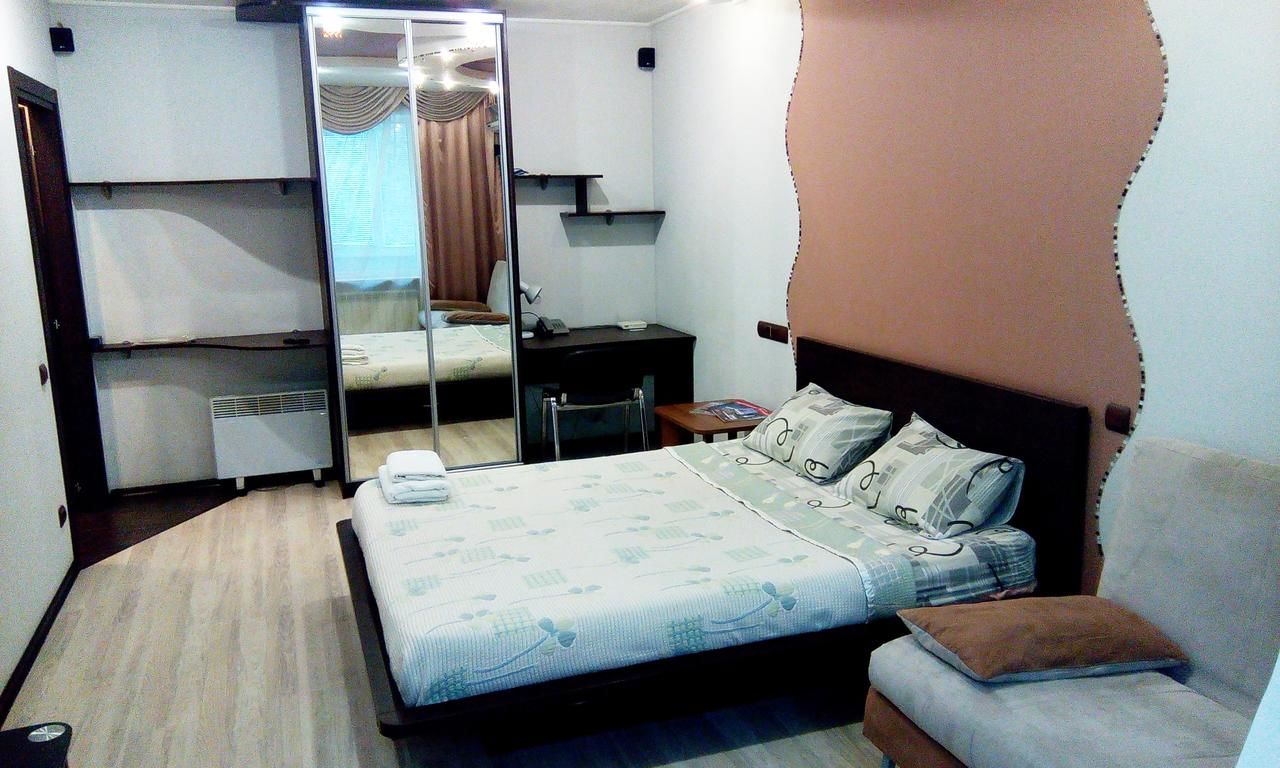 Апартаменты UKR Apartments near Gulliver Киев