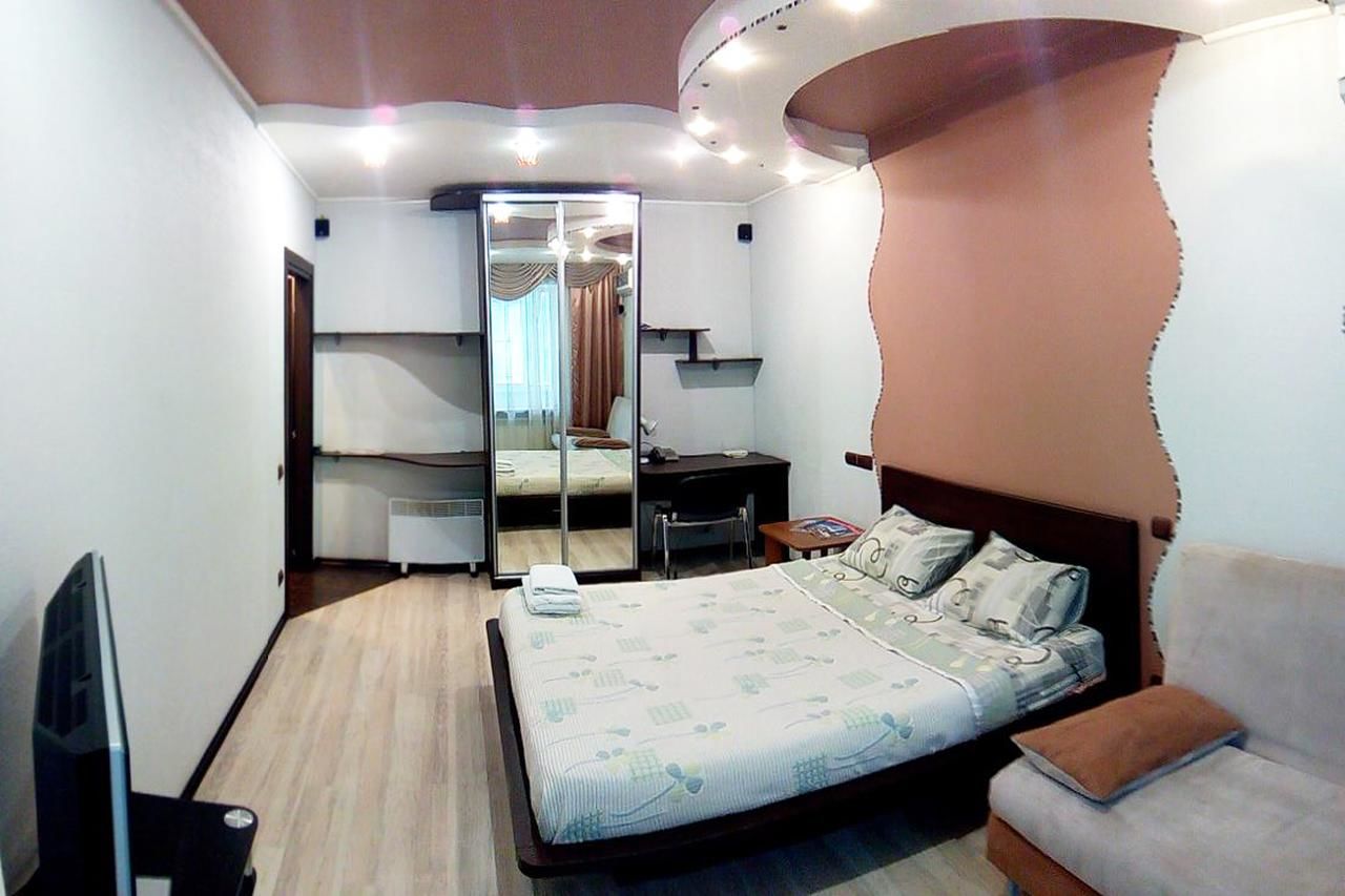 Апартаменты UKR Apartments near Gulliver Киев