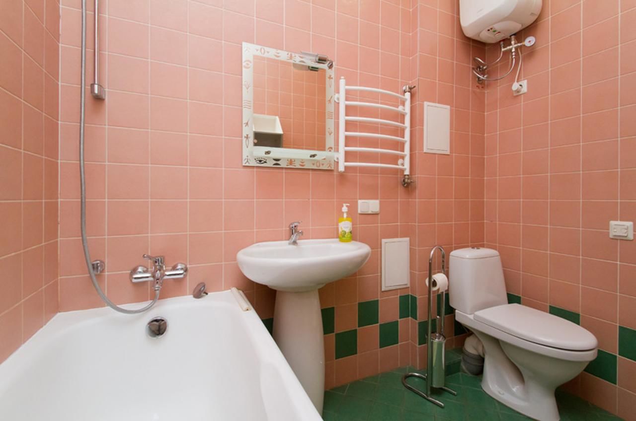 Апартаменты UKR Apartments near Gulliver Киев