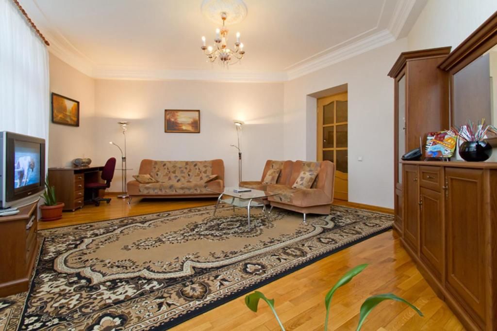 Апартаменты UKR Apartments near Gulliver Киев-50