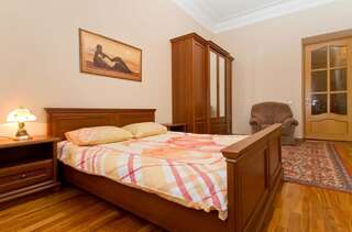 Апартаменты UKR Apartments near Gulliver Киев Апартаменты с 1 спальней - улица Красноармейская, 24-5