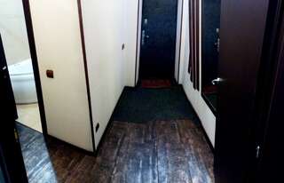 Апартаменты UKR Apartments near Gulliver Киев Апартаменты с балконом-3