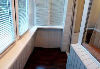 Апартаменты UKR Apartments near Gulliver Киев Апартаменты с балконом-5