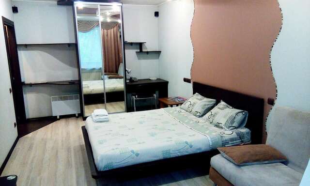 Апартаменты UKR Apartments near Gulliver Киев-16