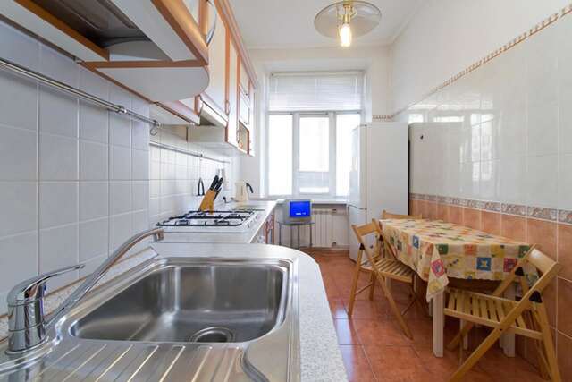 Апартаменты UKR Apartments near Gulliver Киев-19