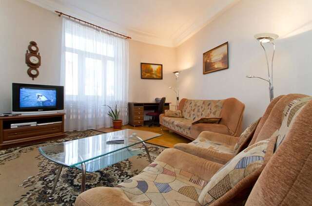 Апартаменты UKR Apartments near Gulliver Киев-28