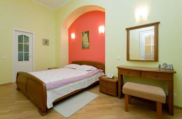 Апартаменты UKR Apartments near Gulliver Киев-36