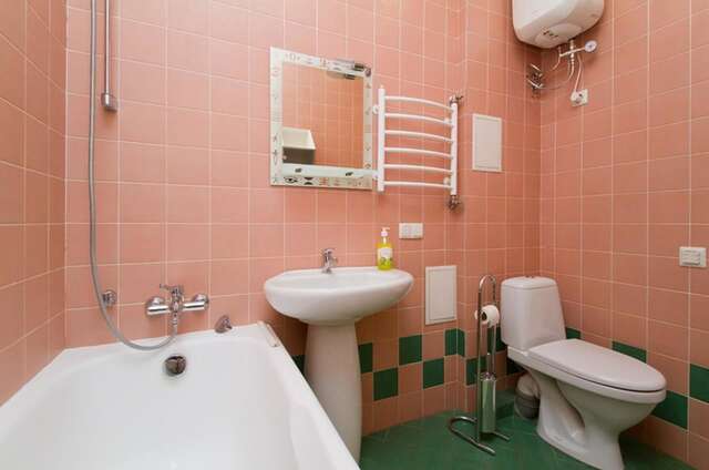 Апартаменты UKR Apartments near Gulliver Киев-39